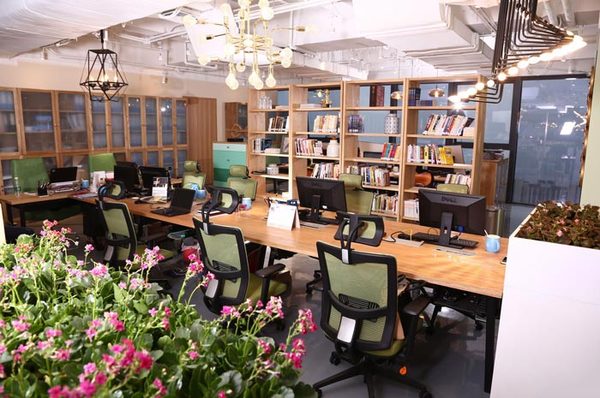 傳媒公司辦公室獨(dú)有的魅力、氣質(zhì)