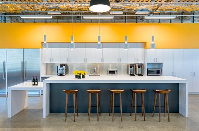 樂享純凈藍天白云之境！在Gensler設計公司辦公室工作倍兒精神