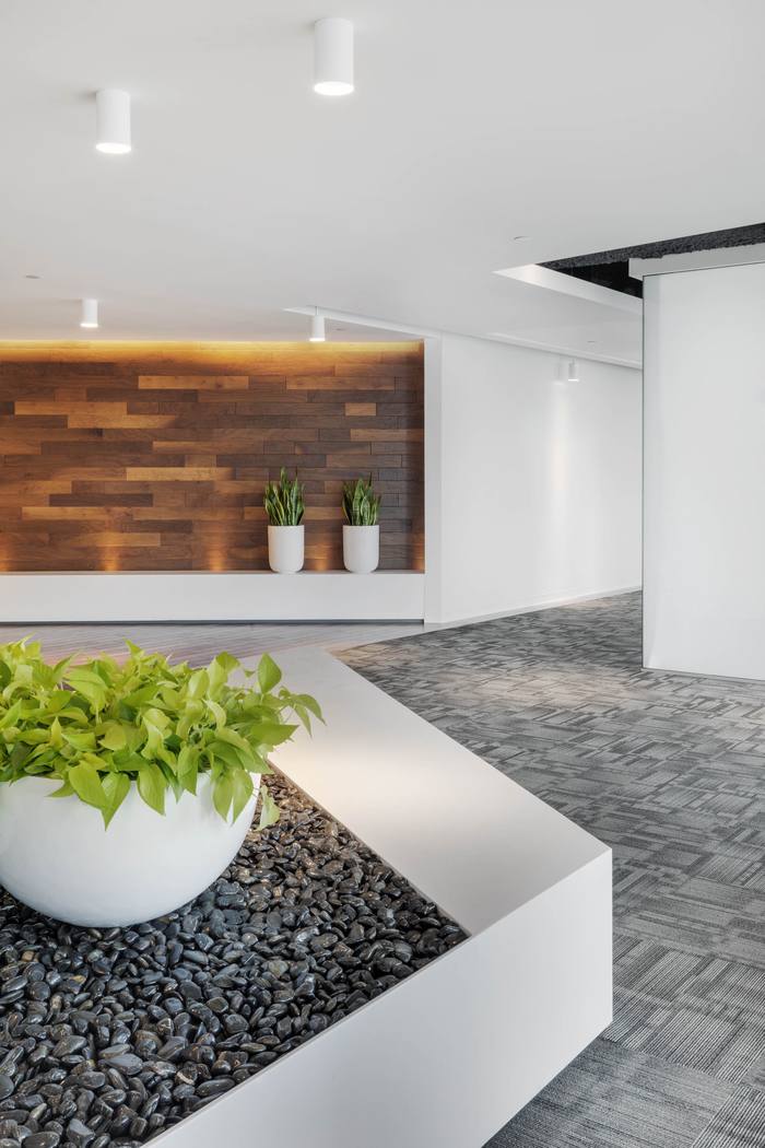 上海啟同商務(wù)咨詢(xún)有限公司